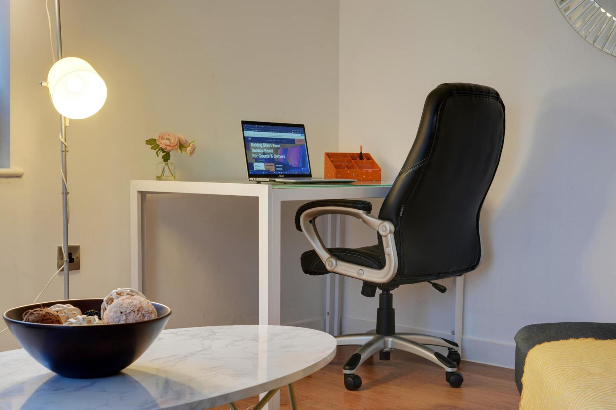 Stylish 2 Bed Apt 18 - City Centre, Free Parking, Espresso Machine & Netflix - Hosted By Stay Host Save Sheffield Luaran gambar