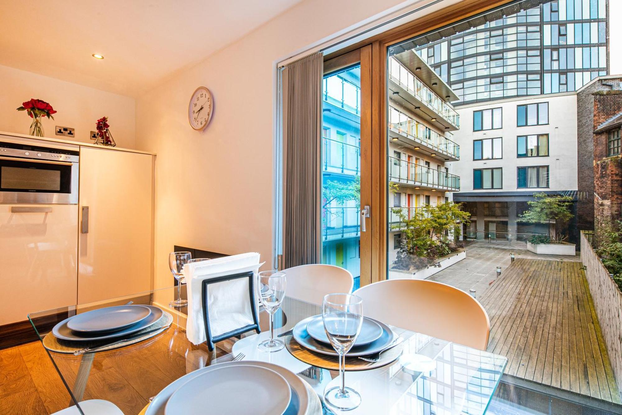 Stylish 2 Bed Apt 18 - City Centre, Free Parking, Espresso Machine & Netflix - Hosted By Stay Host Save Sheffield Luaran gambar