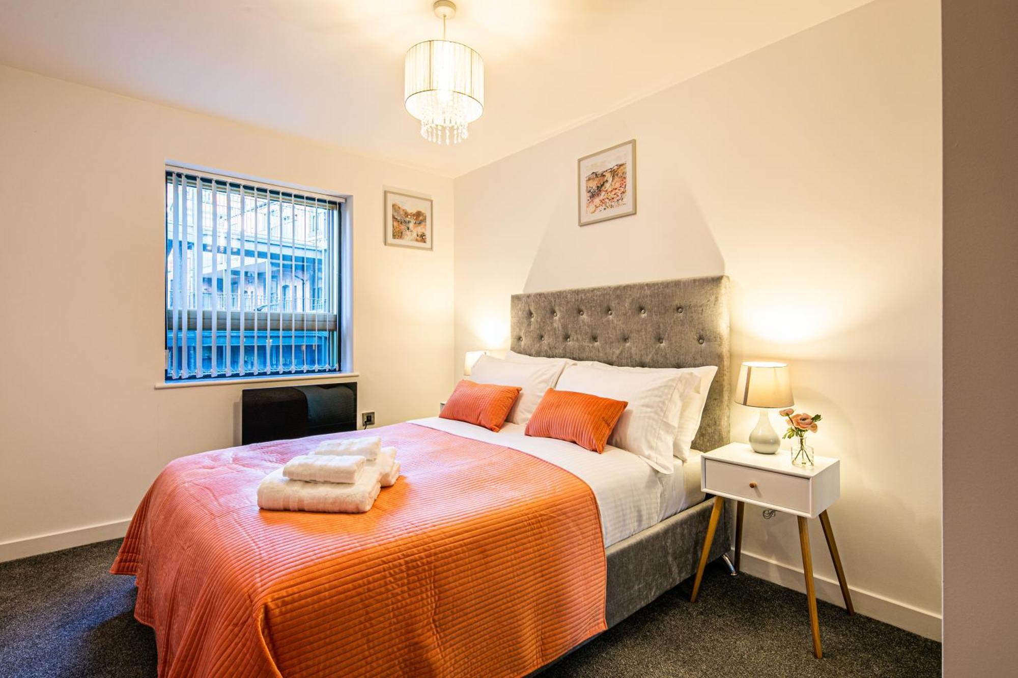 Stylish 2 Bed Apt 18 - City Centre, Free Parking, Espresso Machine & Netflix - Hosted By Stay Host Save Sheffield Luaran gambar