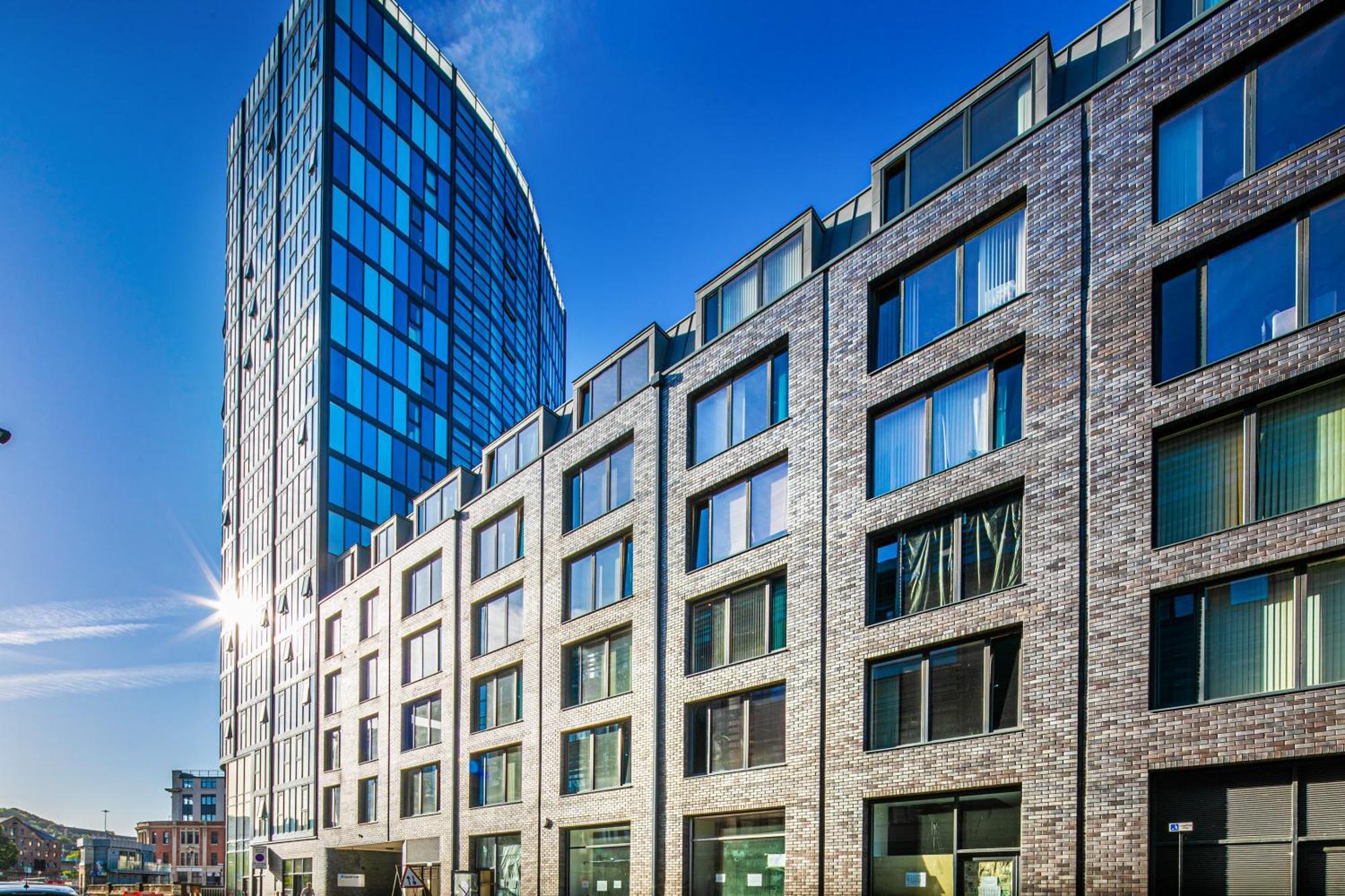 Stylish 2 Bed Apt 18 - City Centre, Free Parking, Espresso Machine & Netflix - Hosted By Stay Host Save Sheffield Luaran gambar