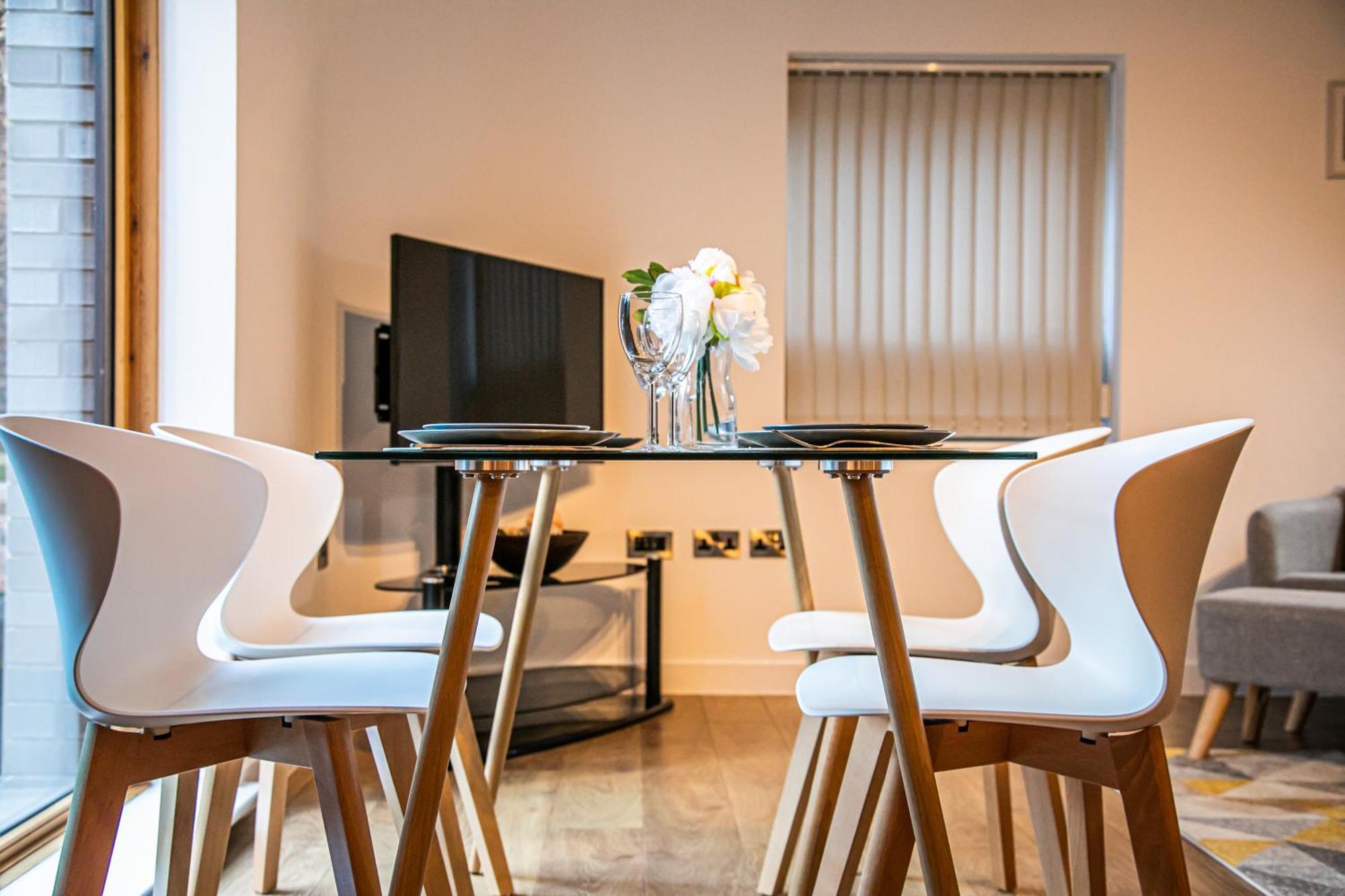 Stylish 2 Bed Apt 18 - City Centre, Free Parking, Espresso Machine & Netflix - Hosted By Stay Host Save Sheffield Luaran gambar